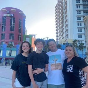 Meet your Posher, Dale